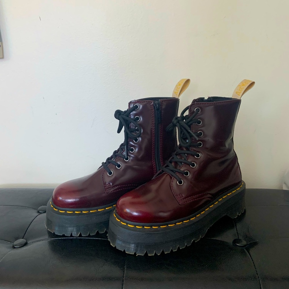 Dr Martens Vegan Jadon II Cherry Red